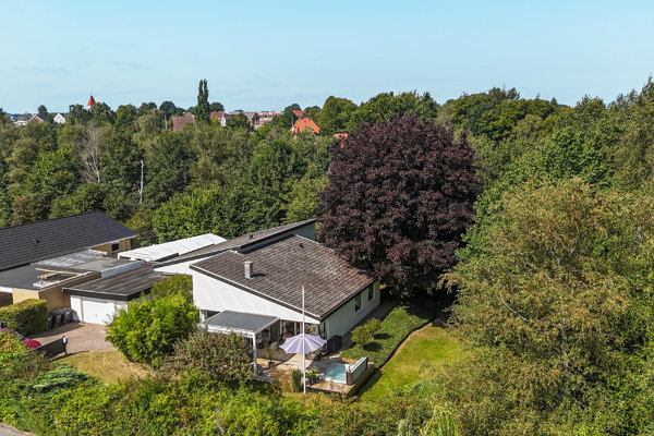 Ejendommen