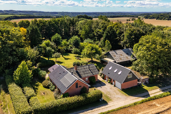 Ejendommen