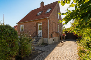 Ejendommen