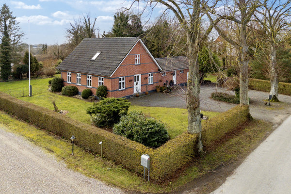 Ejendommen