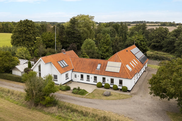 Ejendommen