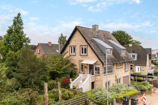 Ejendommen