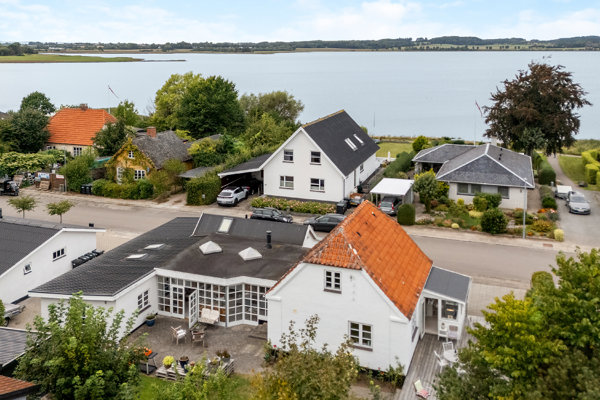 Ejendommen
