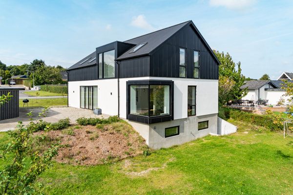 Ejendommen