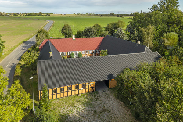 Ejendommen