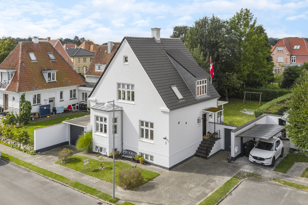 Ejendommen