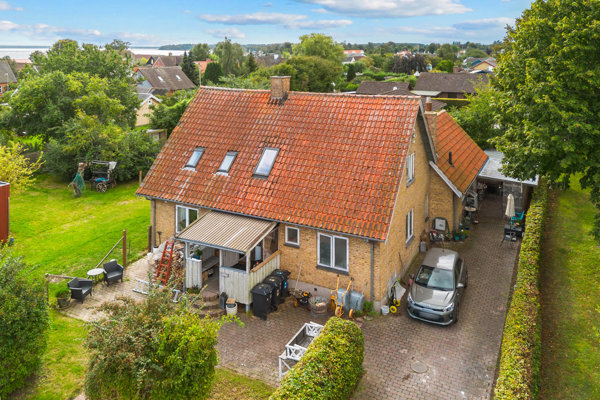 Ejendommen