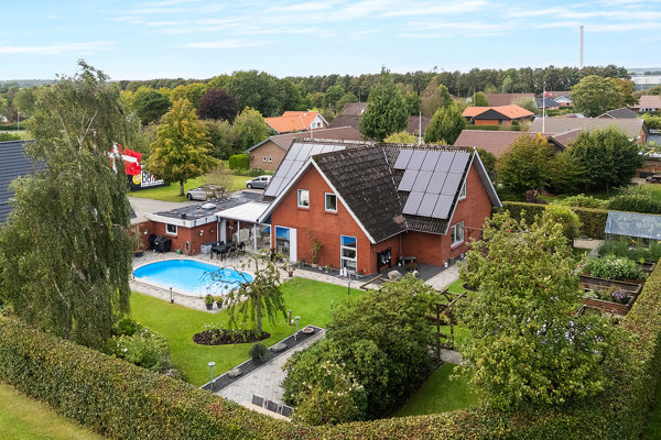 Ejendommen