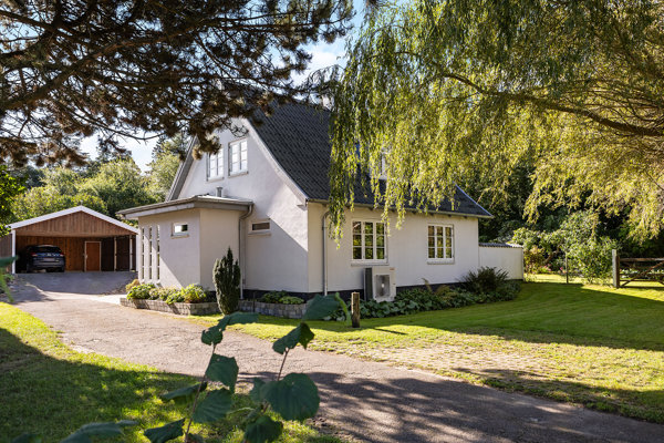 Ejendommen