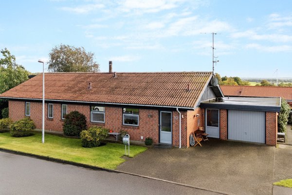 Ejendommen