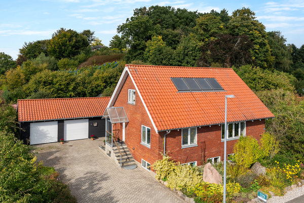 Ejendommen