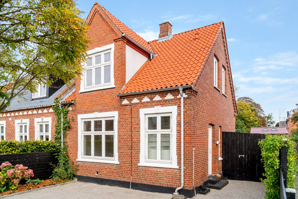 Ejendommen