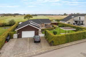 Ejendommen