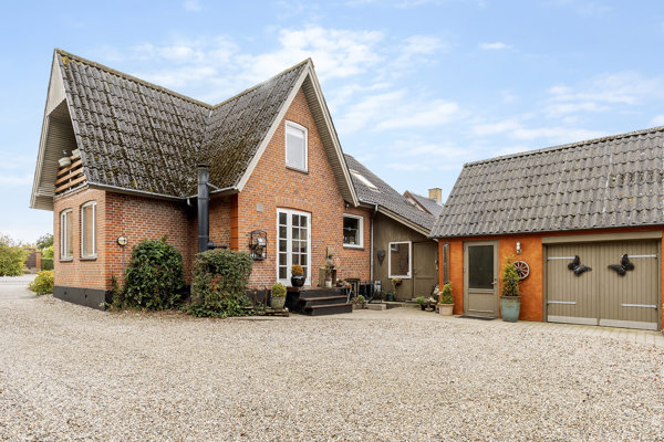 Ejendommen