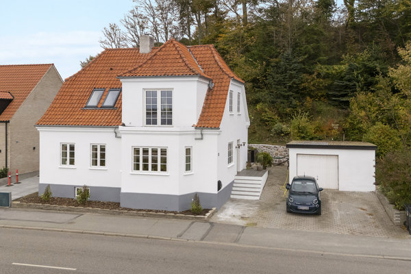 Ejendommen