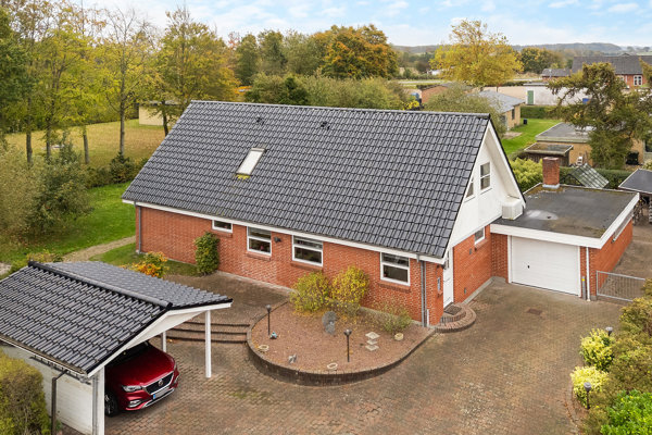 Ejendommen