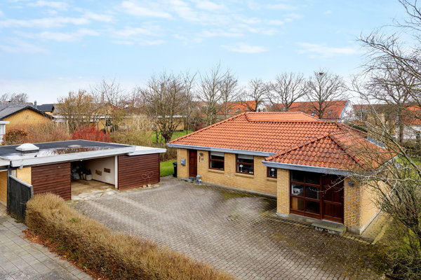 Ejendommen