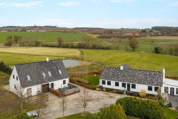 Ejendommen