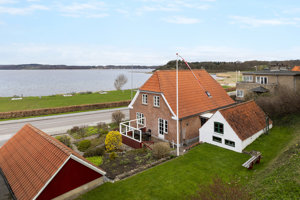 Ejendommen