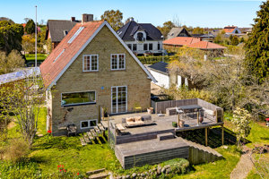 Ejendommen