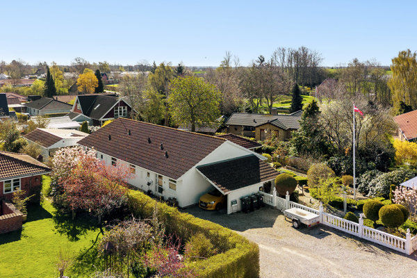 Ejendommen