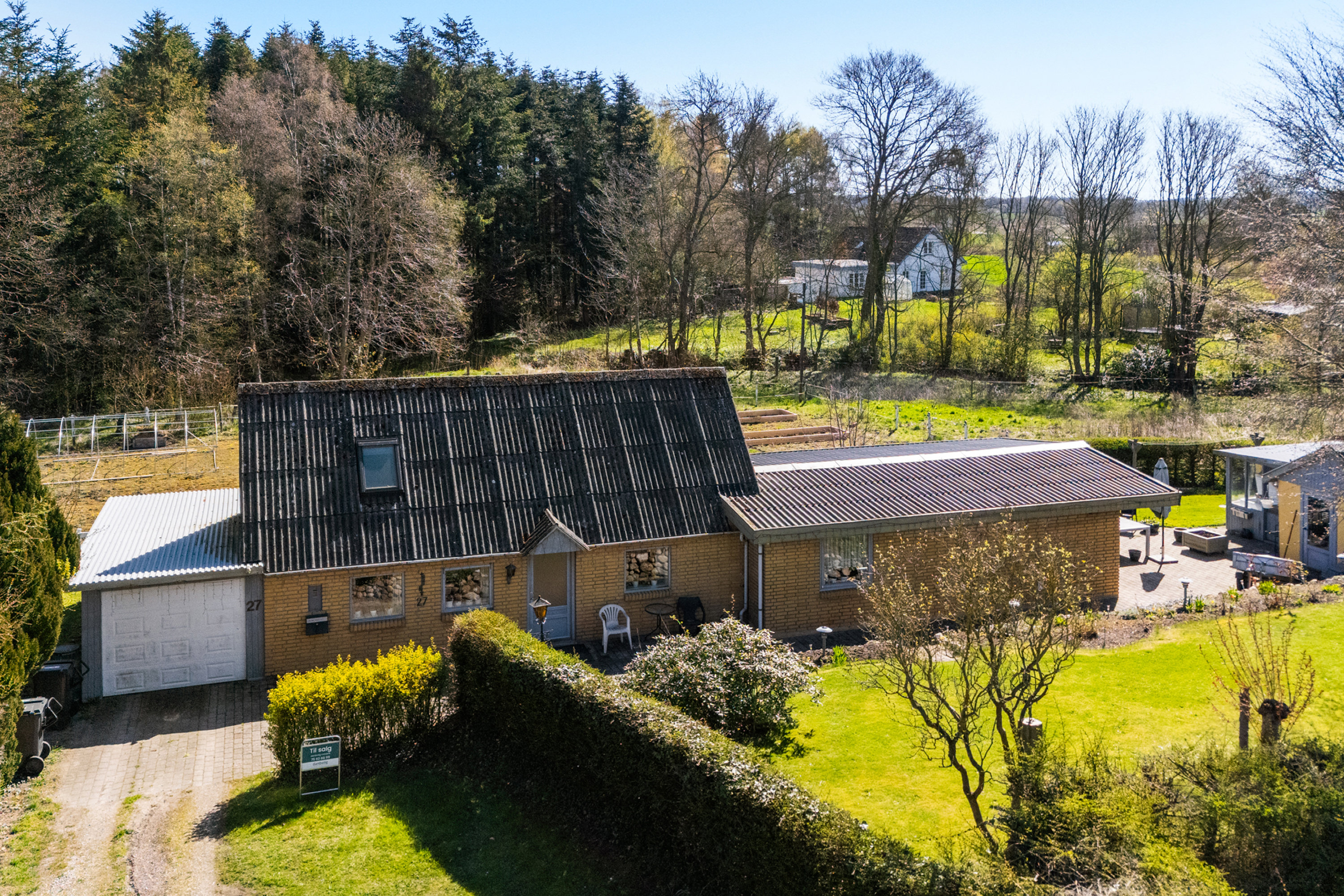 Villa på Elbjergvej 27 8732 Hovedgård.