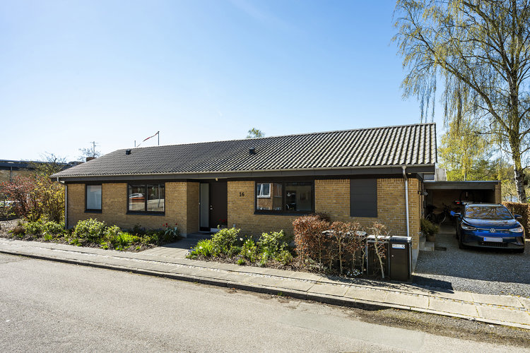 Enghagen 16