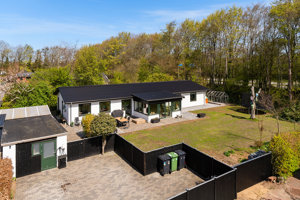 Ejendommen