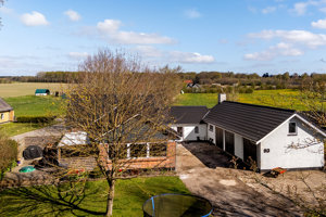 Ejendommen