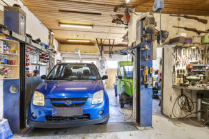 Garage