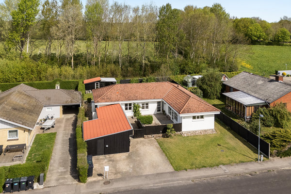 Ejendommen