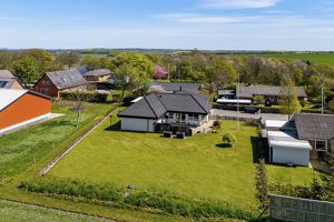 Ejendommen