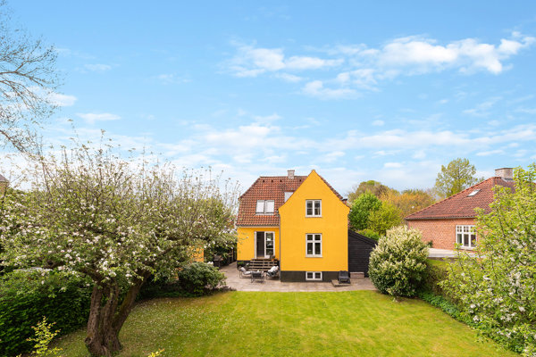Ejendommen