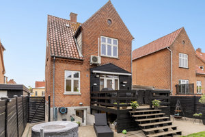 Ejendommen