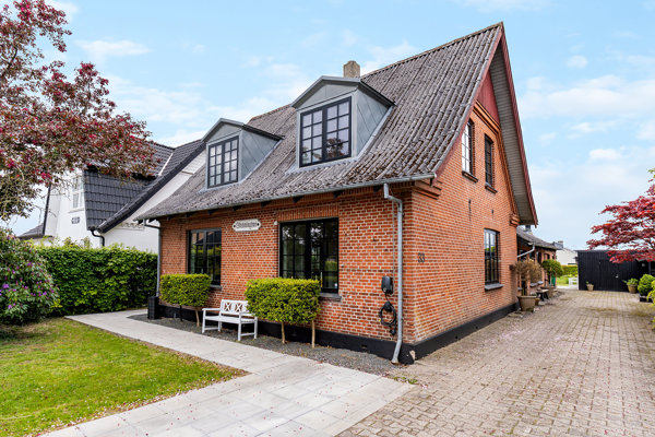 Ejendommen