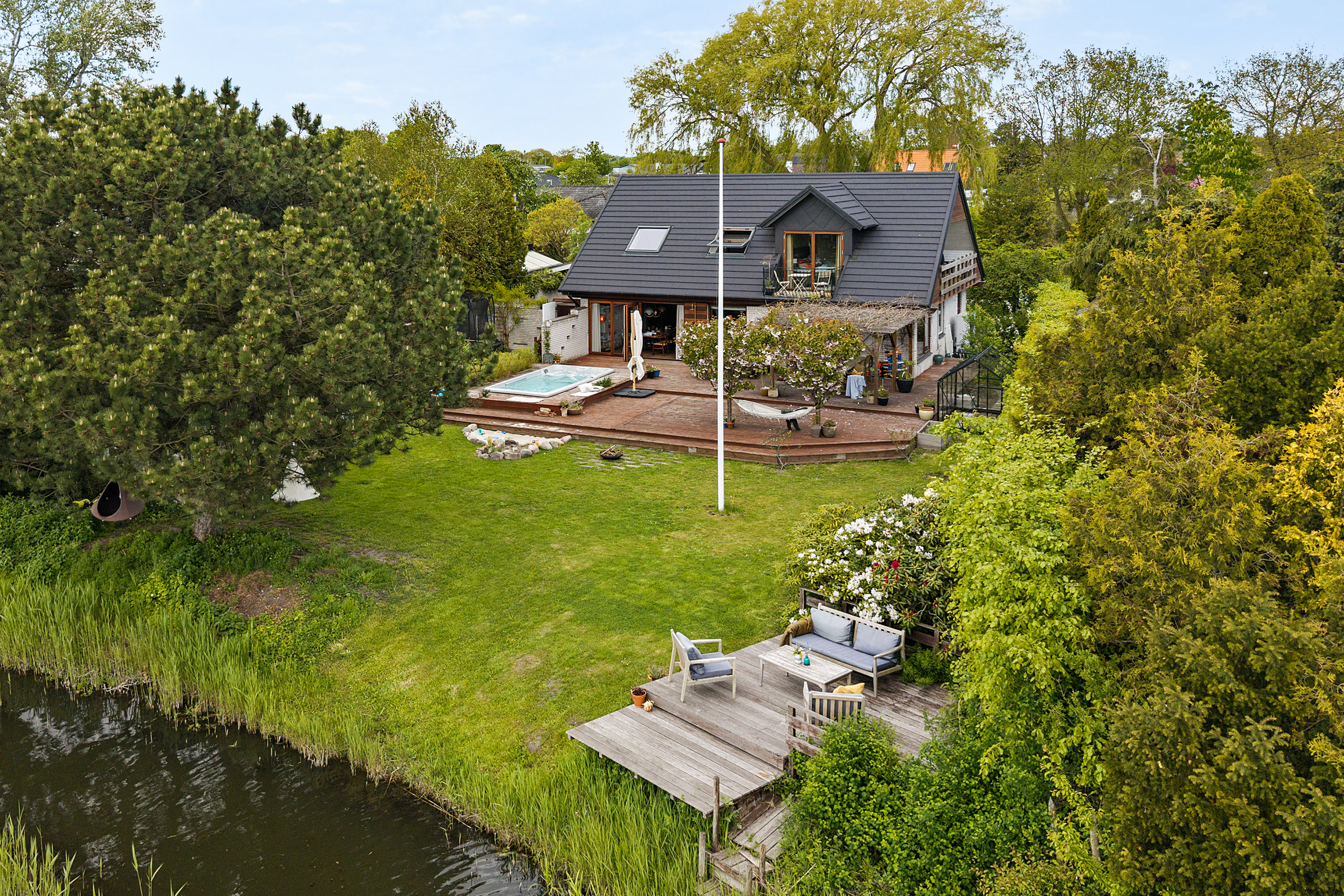 Villa på Engsvinget 16 2680 Solrød Strand.