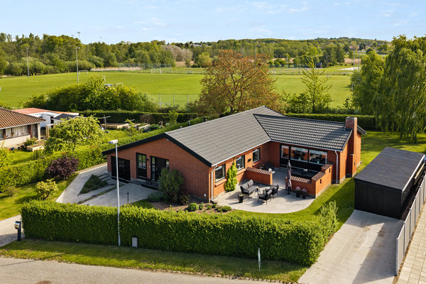 Ejendommen