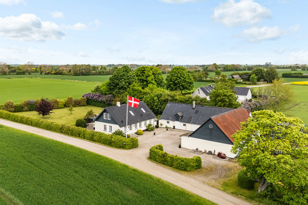 Ejendommen