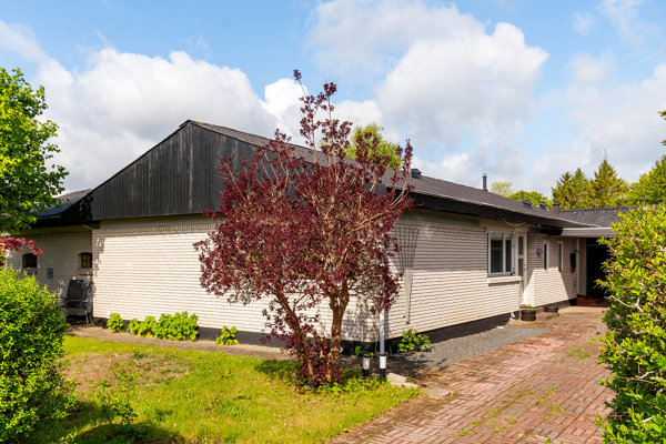 Ejendommen