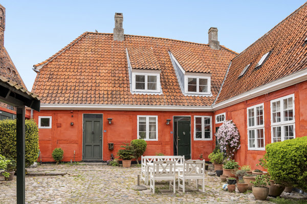 Ejendommen