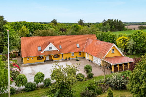 Ejendommen