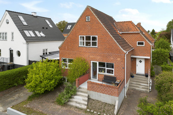 Ejendommen