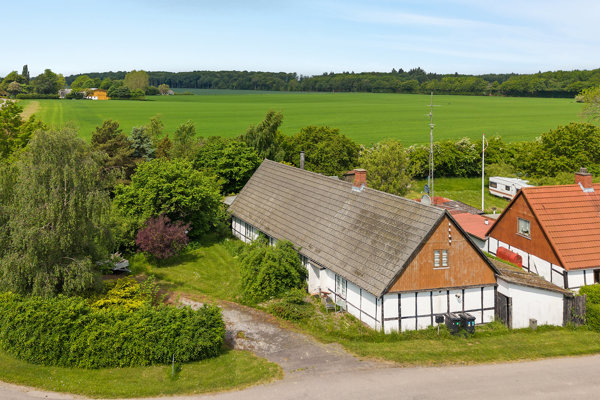 Ejendommen