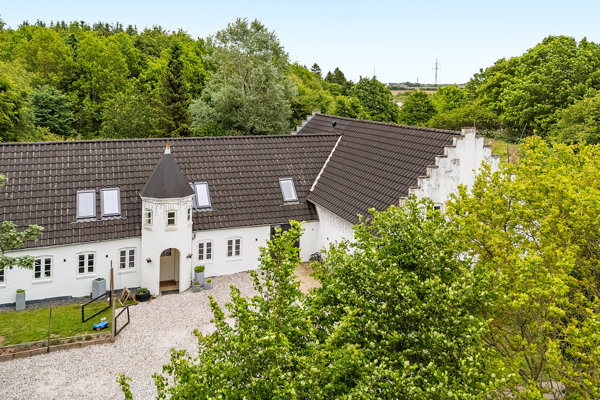 Ejendommen