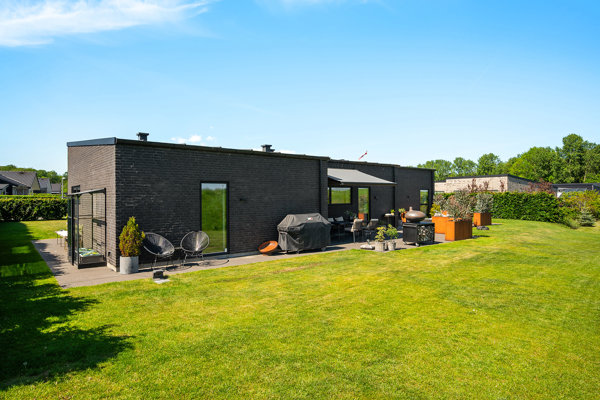 Ejendommen