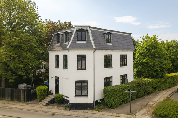 Ejendommen