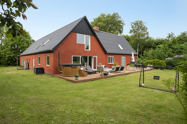 Ejendommen