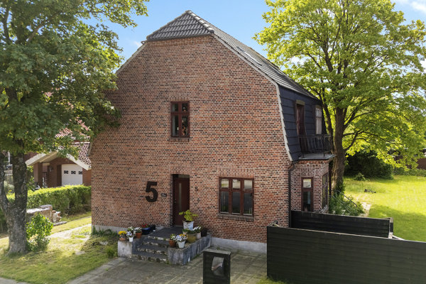 Ejendommen