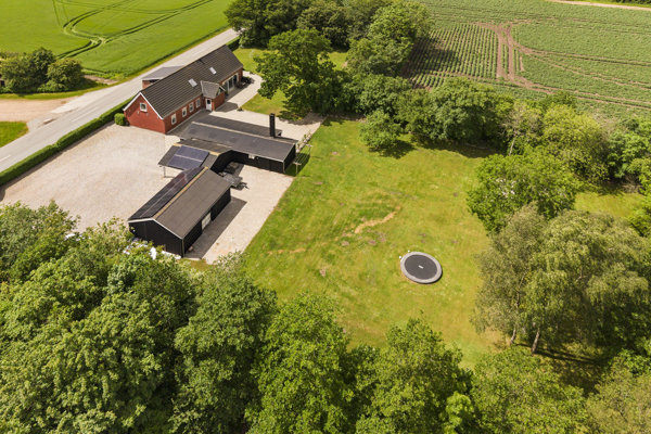 Ejendommen