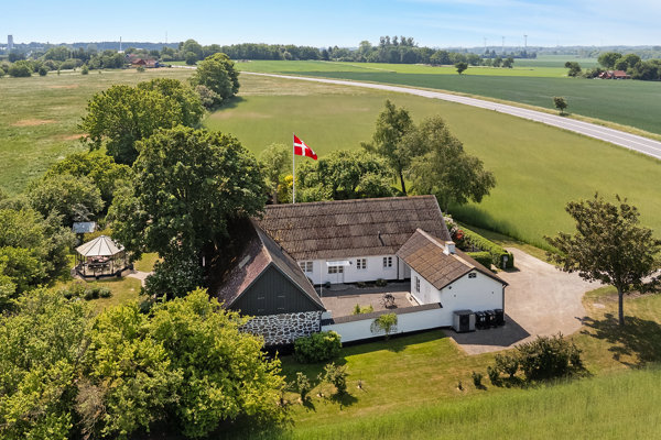 Ejendommen